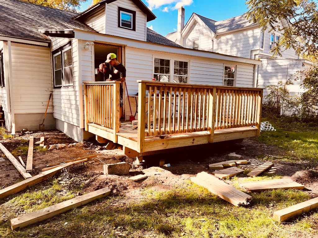 Murray Brothers crew on a job site